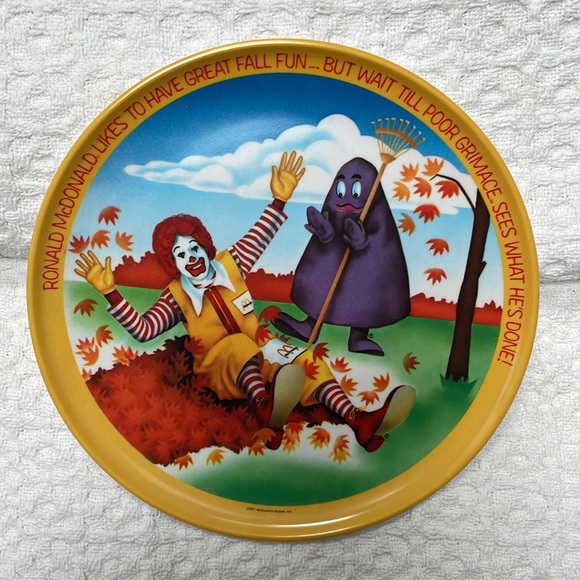McDonald’s Set of 4 All 4 Seasons 10” Plates - Picture 4 of 8